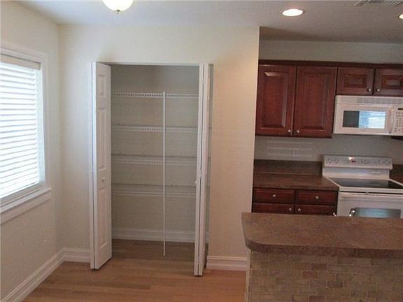 5th image of 2571 SW Marshfield Ct
