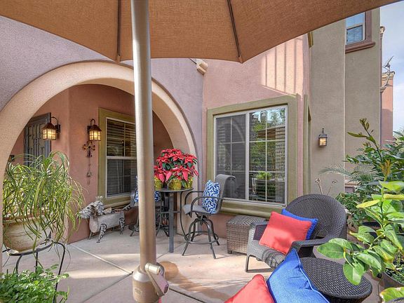 3935 E Rough Rider Rd Unit-large-004-15-