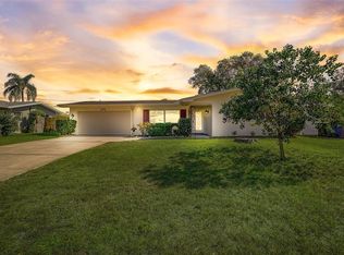 1743 Ridgeway Dr, Clearwater, FL 33755