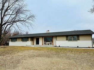 402 N Jubilee St, Andale, KS 67001