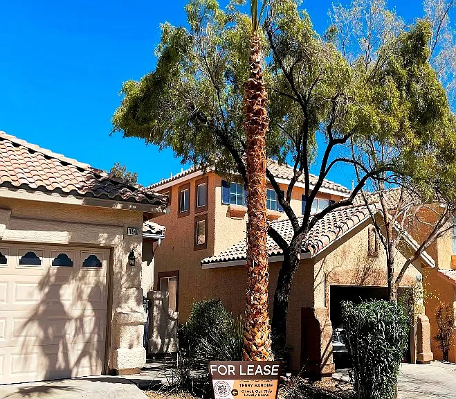 Single Story 2 bedroom with dedicated office space. In the heart of Summerlin. Open Floor Plan. Fresh paint and new appliances, New quartz countertop, all tiled floors. Quite cul-de-sac, Large patio and private backyard. Ready for immediate move-in!