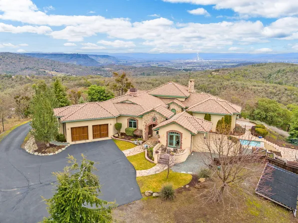 7762 Old Stage Rd, Central Pt, OR 97502