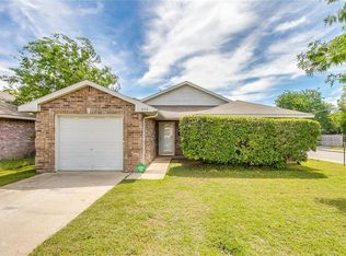 402 N Westmoreland Rd, Dallas, TX 75211