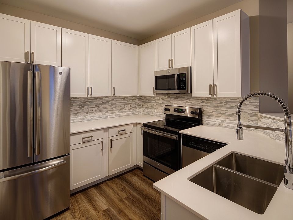 1st image of 2720 S Highland Ave #551