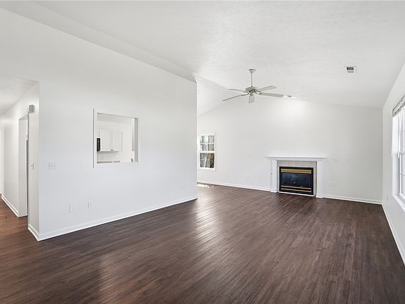 2nd image of 209 Jay Rd