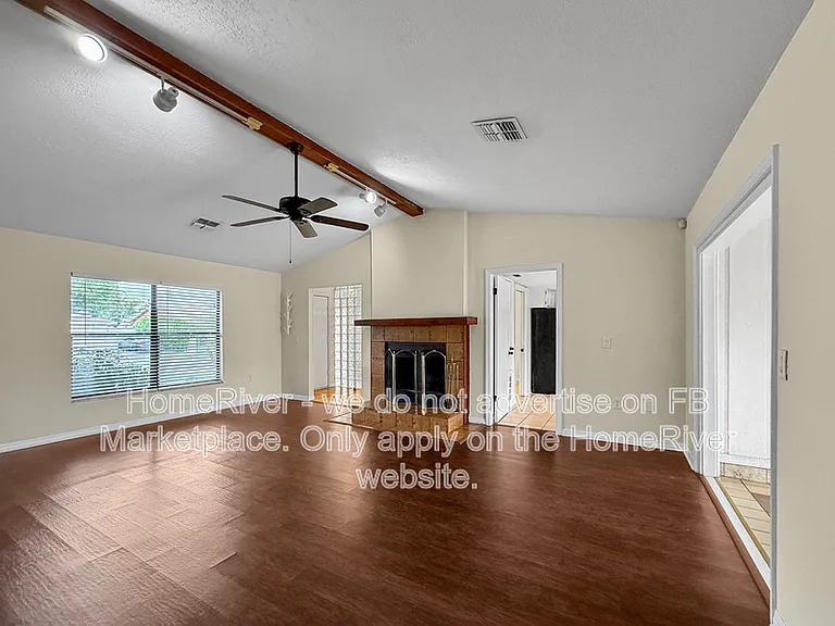 8163 Village Green Rd — Photo 4