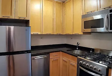 Rented by Manhattan Realty Group