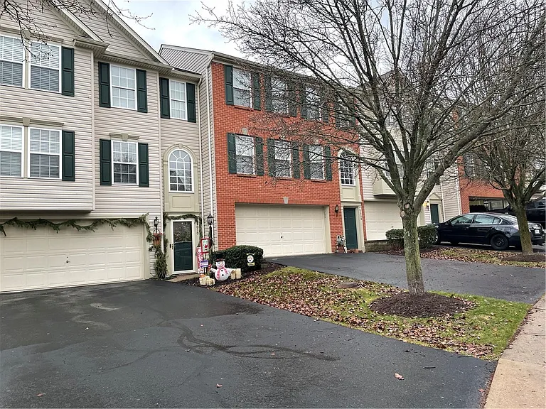 2008 Michael Dr — Photo 2