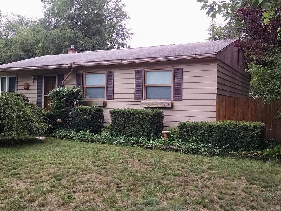 1st image of 15001 Lakeshore Dr