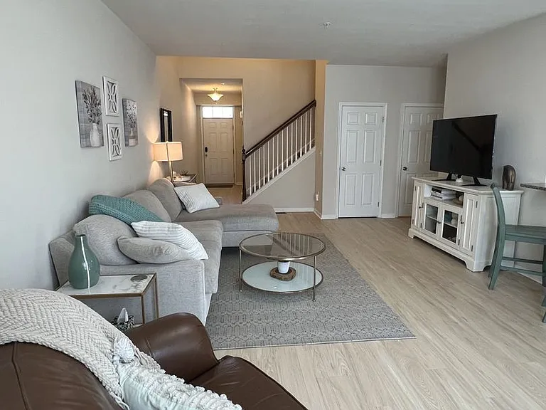 5380 Jutland Rd — Photo 4