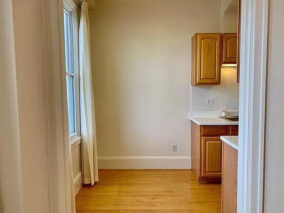 4th image of 1245 California St #206