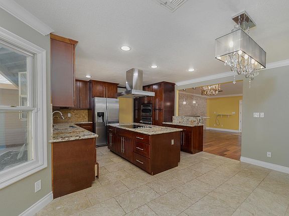 2nd image of 4225 May St