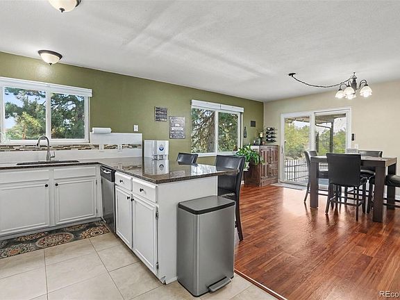 5th image of 986 Welch Court