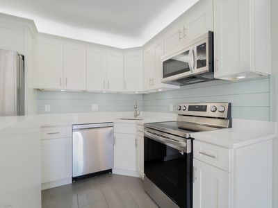 603 Sea Pine Way #C2, Greenacres, FL, 33415