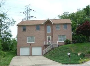 108 Donahue Dr, Pittsburgh, PA 15236