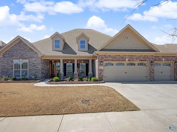 9043 Redstone Square Dr, Huntsville, AL 35824
