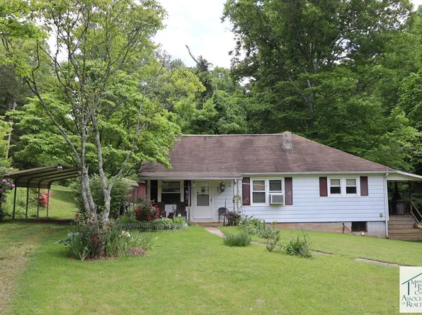 239 Trot Valley Rd, Stuart, VA 24171