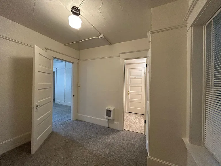 Dover Apartments — Photo 19