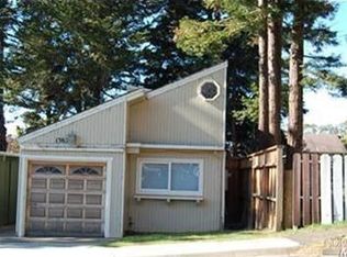 1362 Columbus St, El Granada, CA 94018