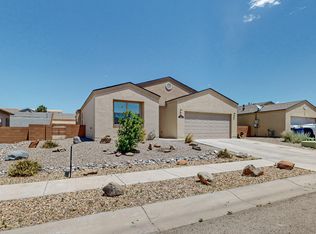 1940 Camino Rustica SW, Los Lunas, NM 87031