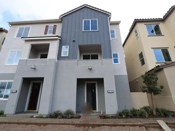 2604 Sprout Ln #104, Corona, CA 92883