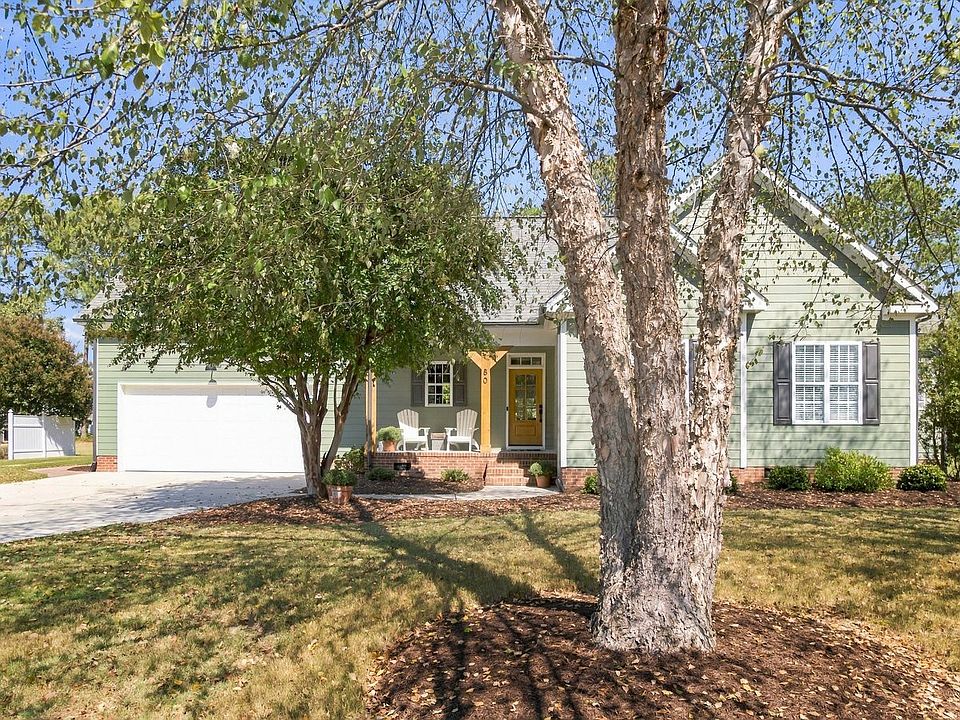 1st image of 80 Adams Pointe Ct