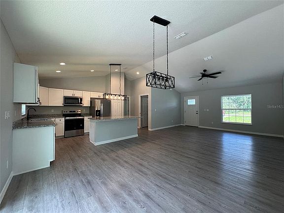 4th image of 3073 SW 168th Loop