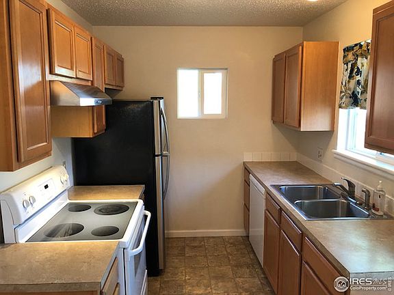 5th image of 2030 Wedgewood Dr