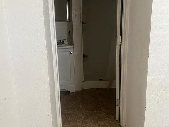 5th image of 1937 7th Ave