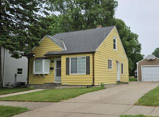 1313 2nd St, Brookings, SD 57006