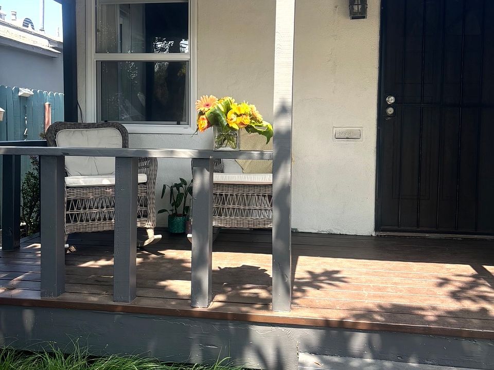 1st image of 1147 Van Buren Ave
