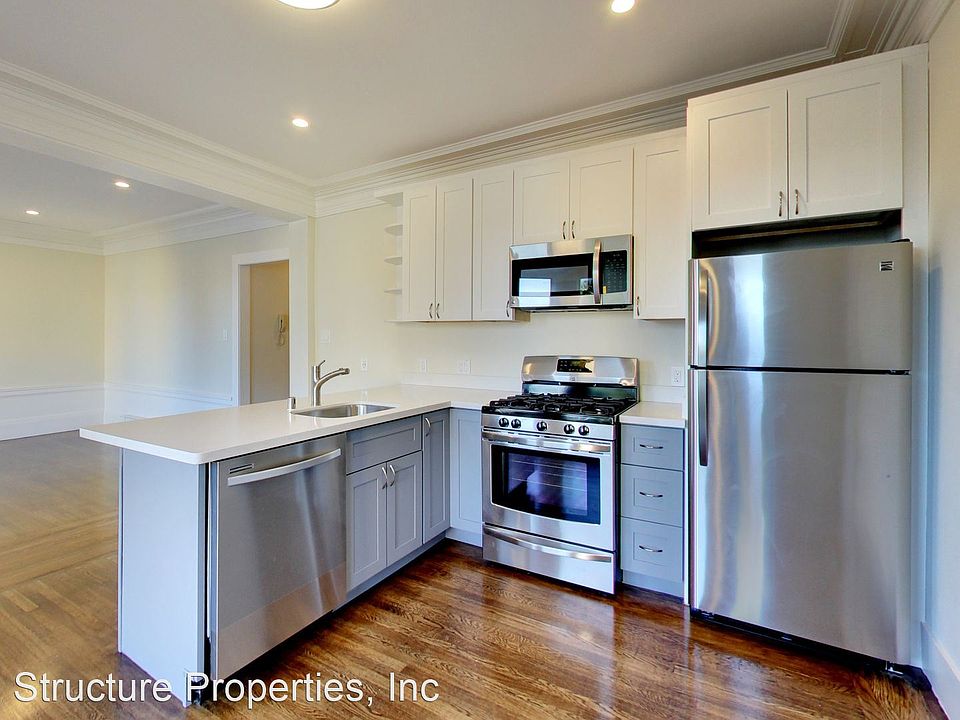 1st image of 2430 Lake St APT 2