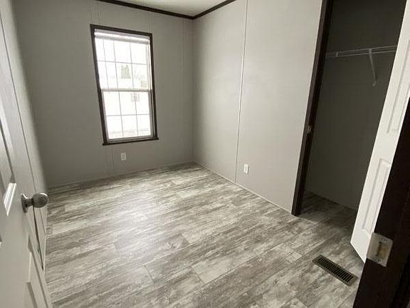 4th image of 4001 Burdett Ct