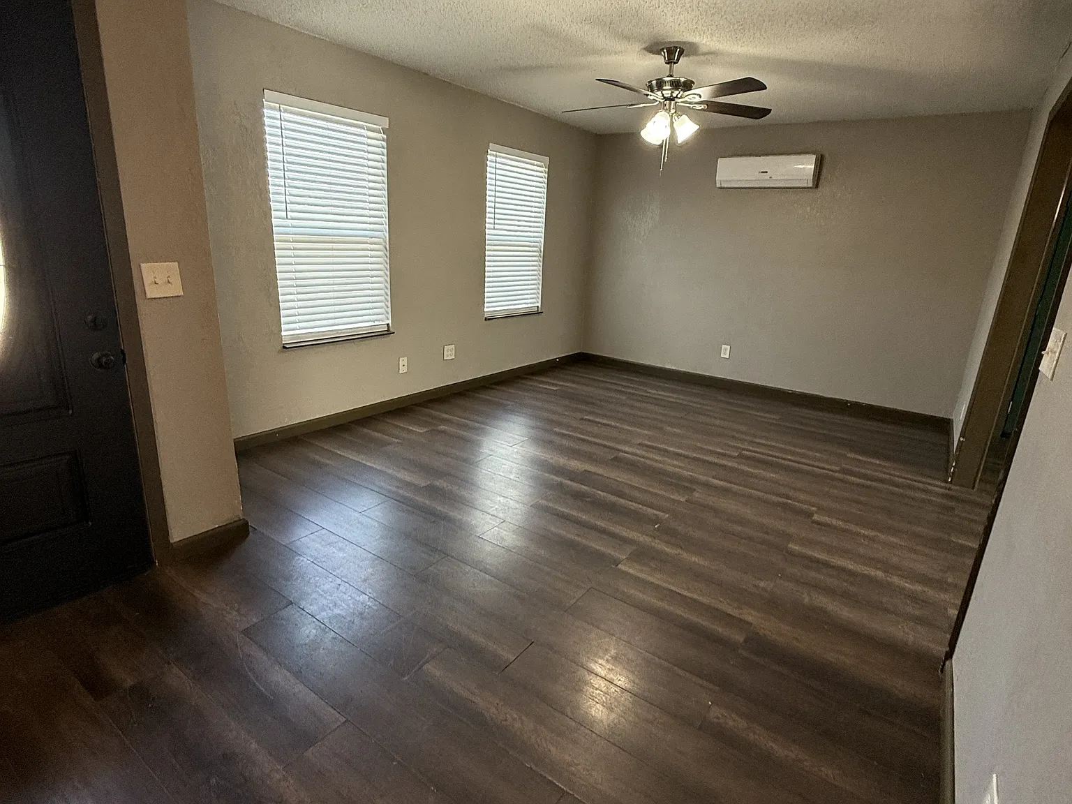 1452 County Road 182 - C — Photo 3