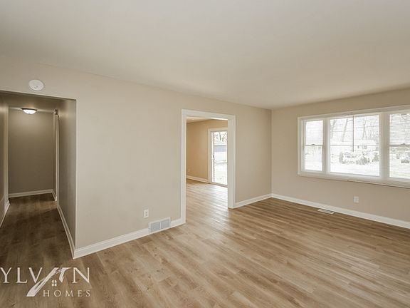 2nd image of 2516 Baltimore Ave