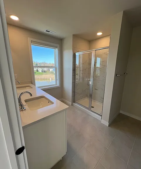 702 Juniper Ct — Photo 13