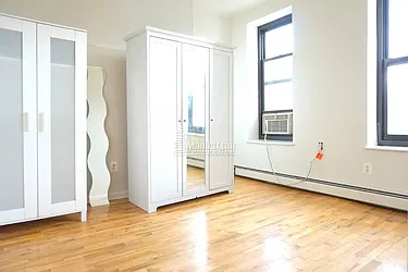 Rented by Manhattan Connection