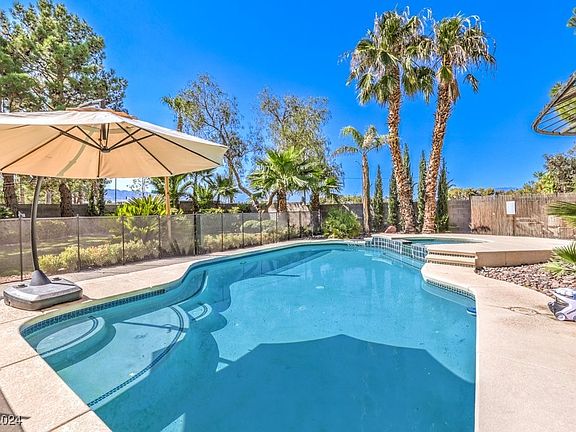 5th image of 8350 Las Lagunas Ln