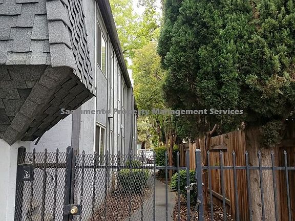 2nd image of 1715 T St APT 6
