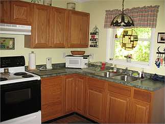 4th image of 1760 N Lakeshore Dr