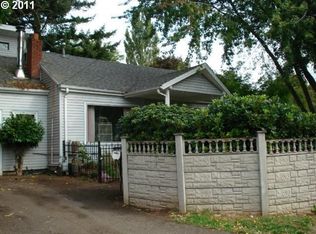 21911 SE Ash St, Gresham, OR