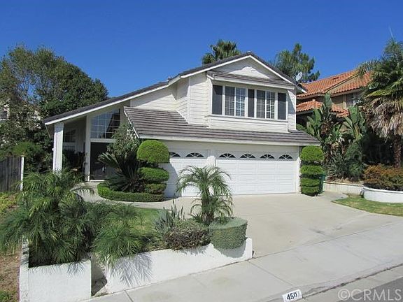 3rd image of 450 Somerset Cir