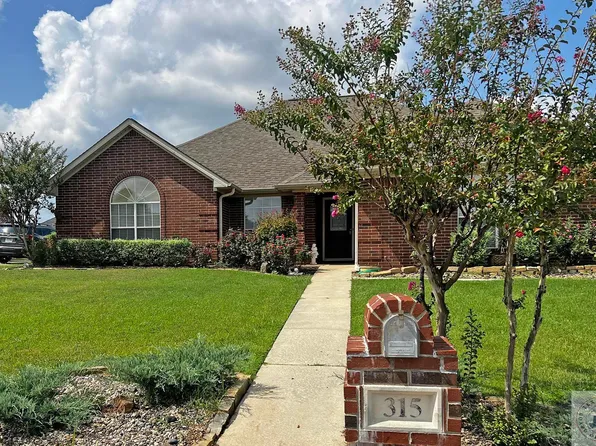 315 Meadowridge Cir, Texarkana, AR 71854