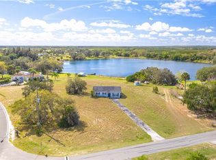 7400 Wisteria Ln, Lake Wales, FL 33898