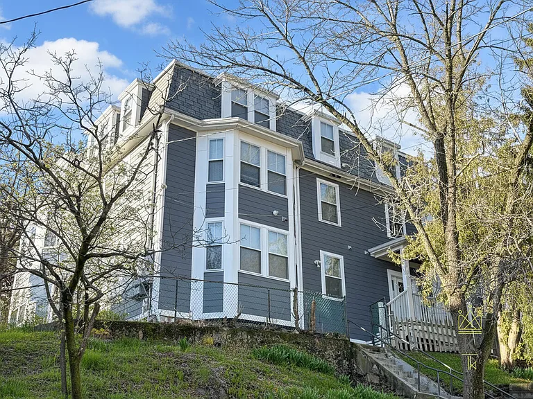 8 Nira Ave #3 — Photo 31