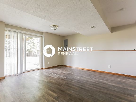 3rd image of 908 Winesap Ct