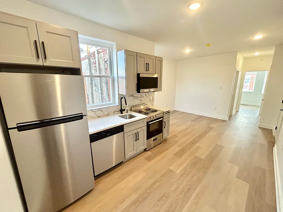 2725 W Girard Ave #3F
