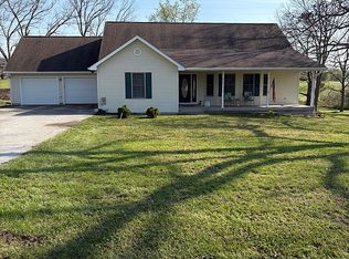 13830 E Musket Rd, Nevada, MO 64772