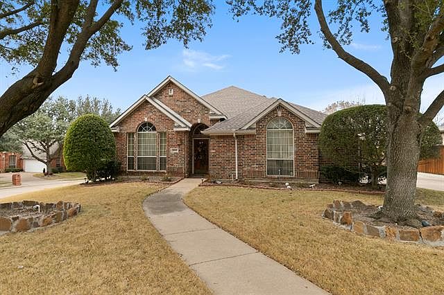 1st image of 6012 Pin Oak Dr