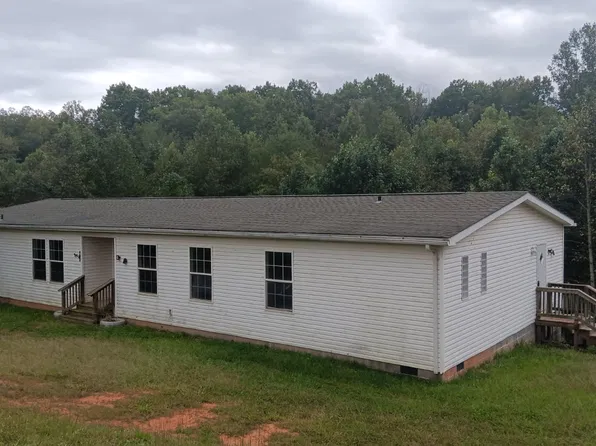 207 Helena Ln, Shipman, VA 22971